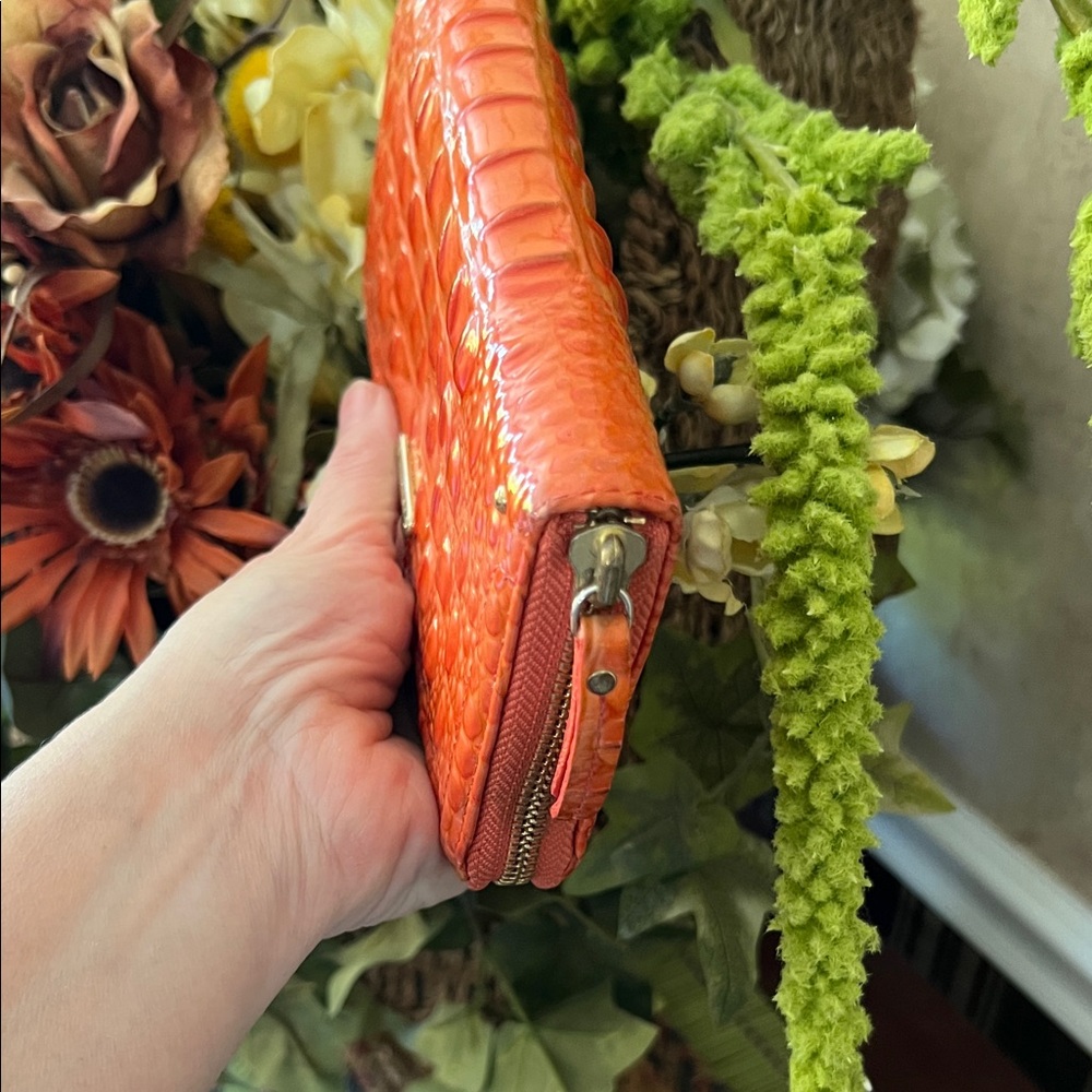 Brahmin Orange/Coral Croc-Embossed Zip Around Wallet -Leather. USED but GUC - Picture 13 of 15